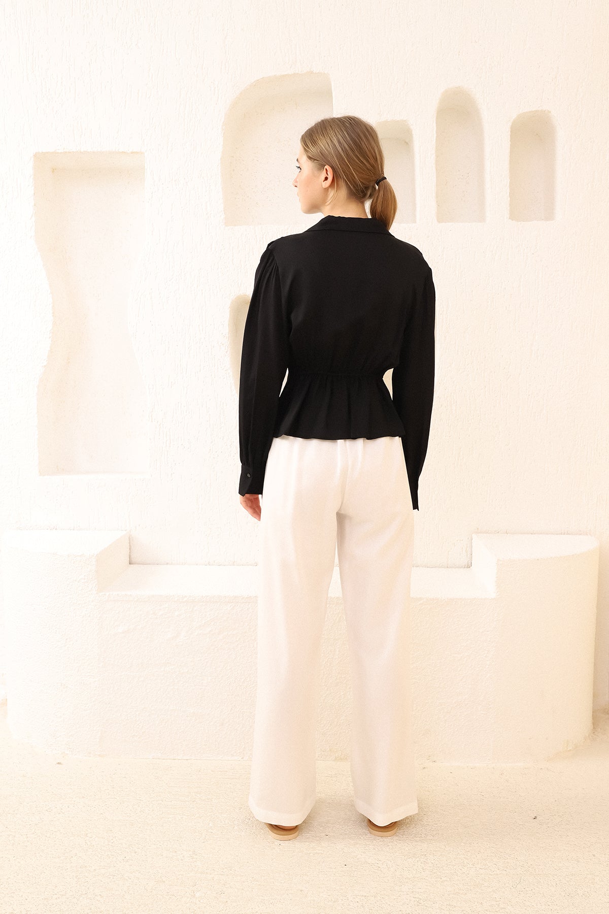 V-neck Pleated Bkack Shirt