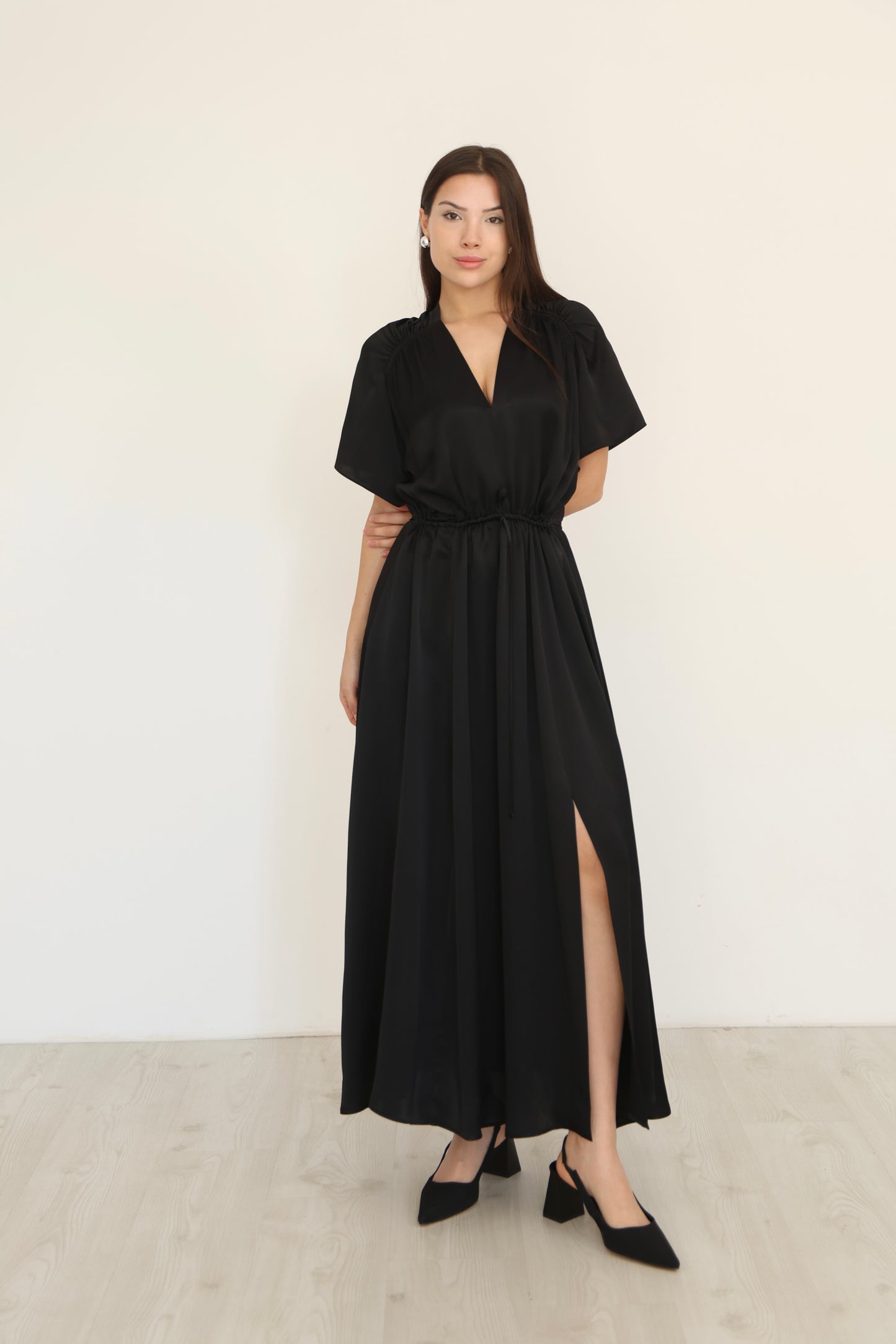 Black V-neck Slit Detailed Dress-EL260