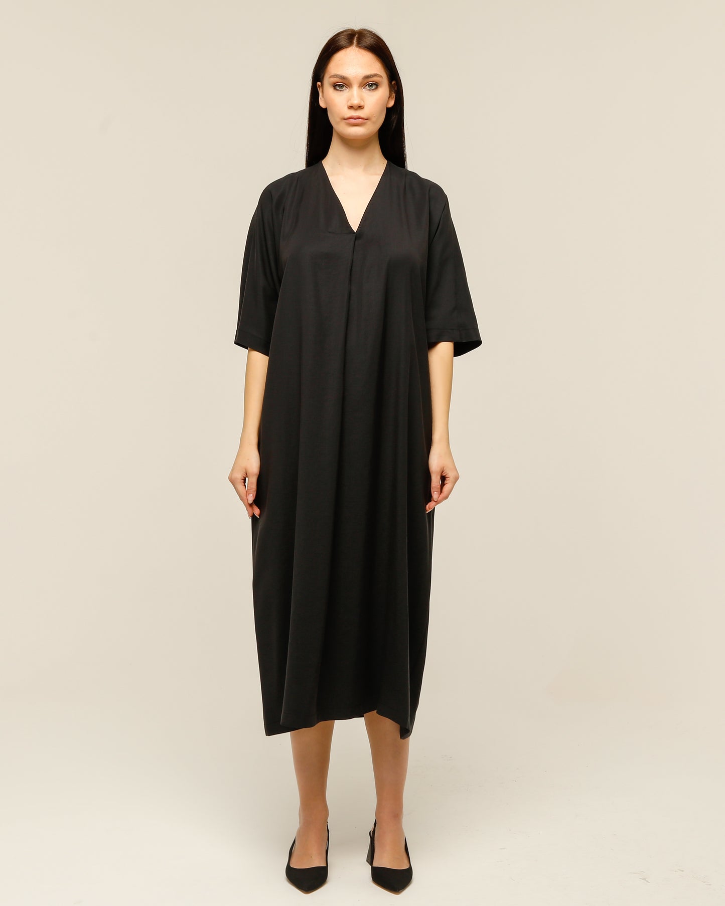 Black Pocket Oversize Midi Dress