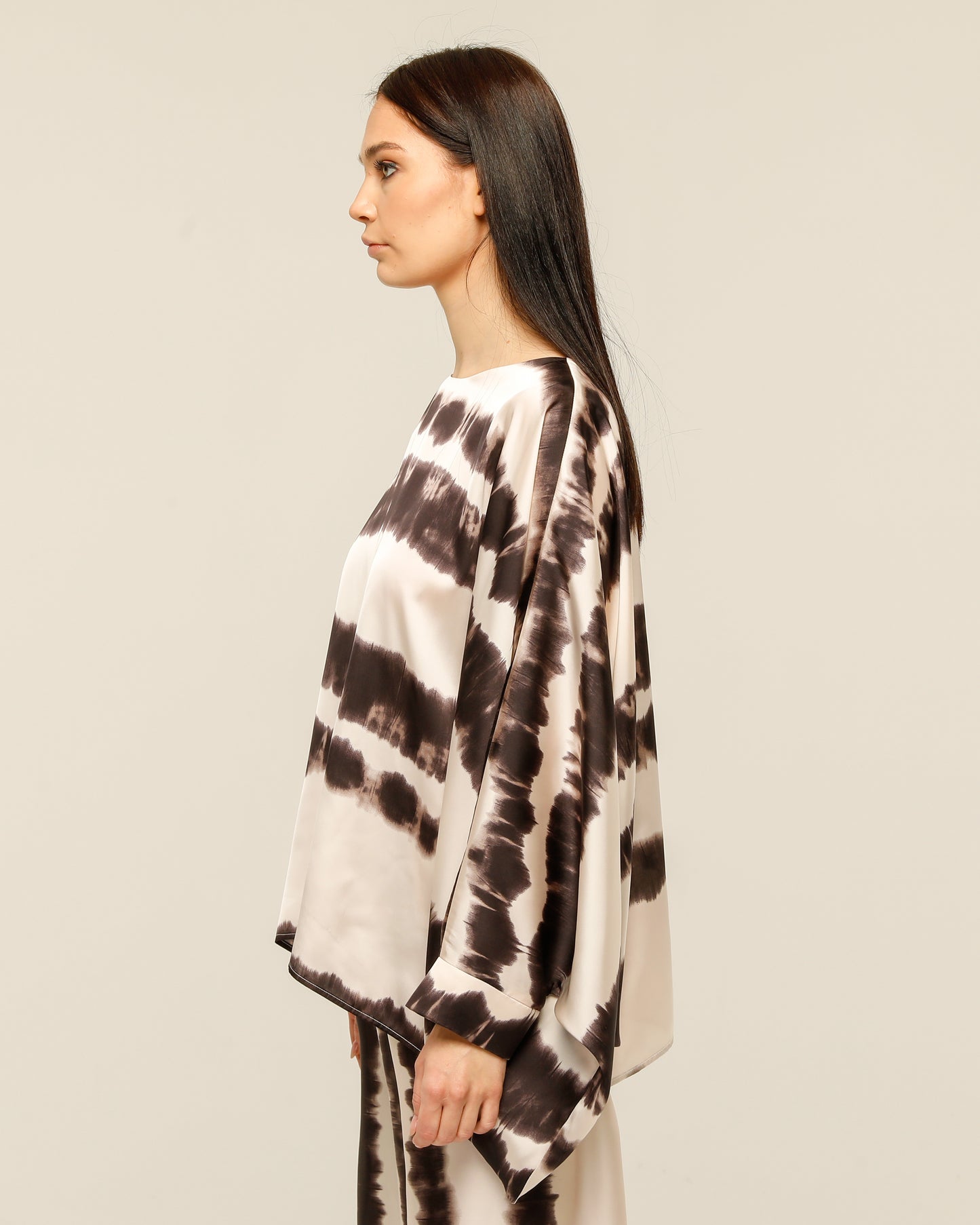 Brown Batik Blouse Bat Sleeve